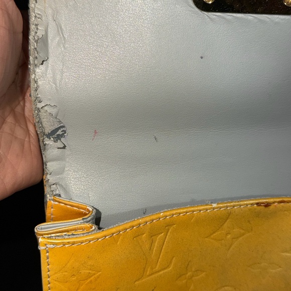 Louis Vuitton Yellow Monogram Vernis Satchel with Top Handle - Picture 9 of 13